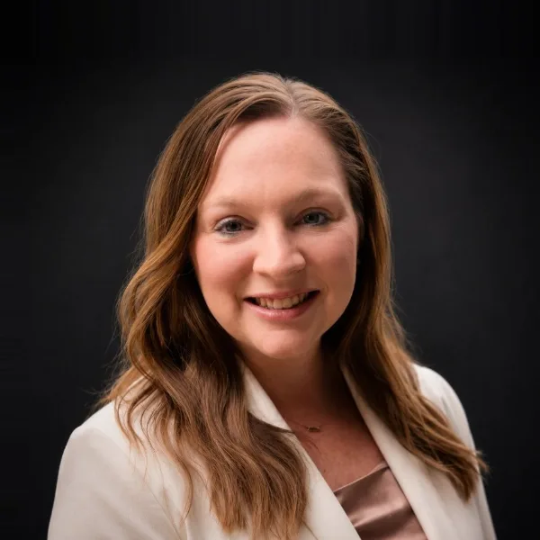 Headshot of Ashley Kent