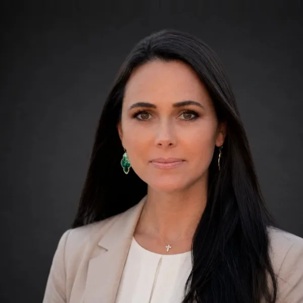 Headshot of Bianca Vimont