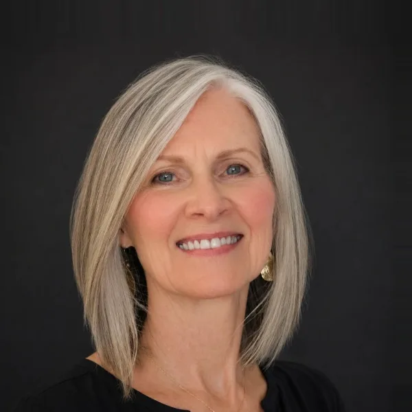 Headshot of Denise Moor